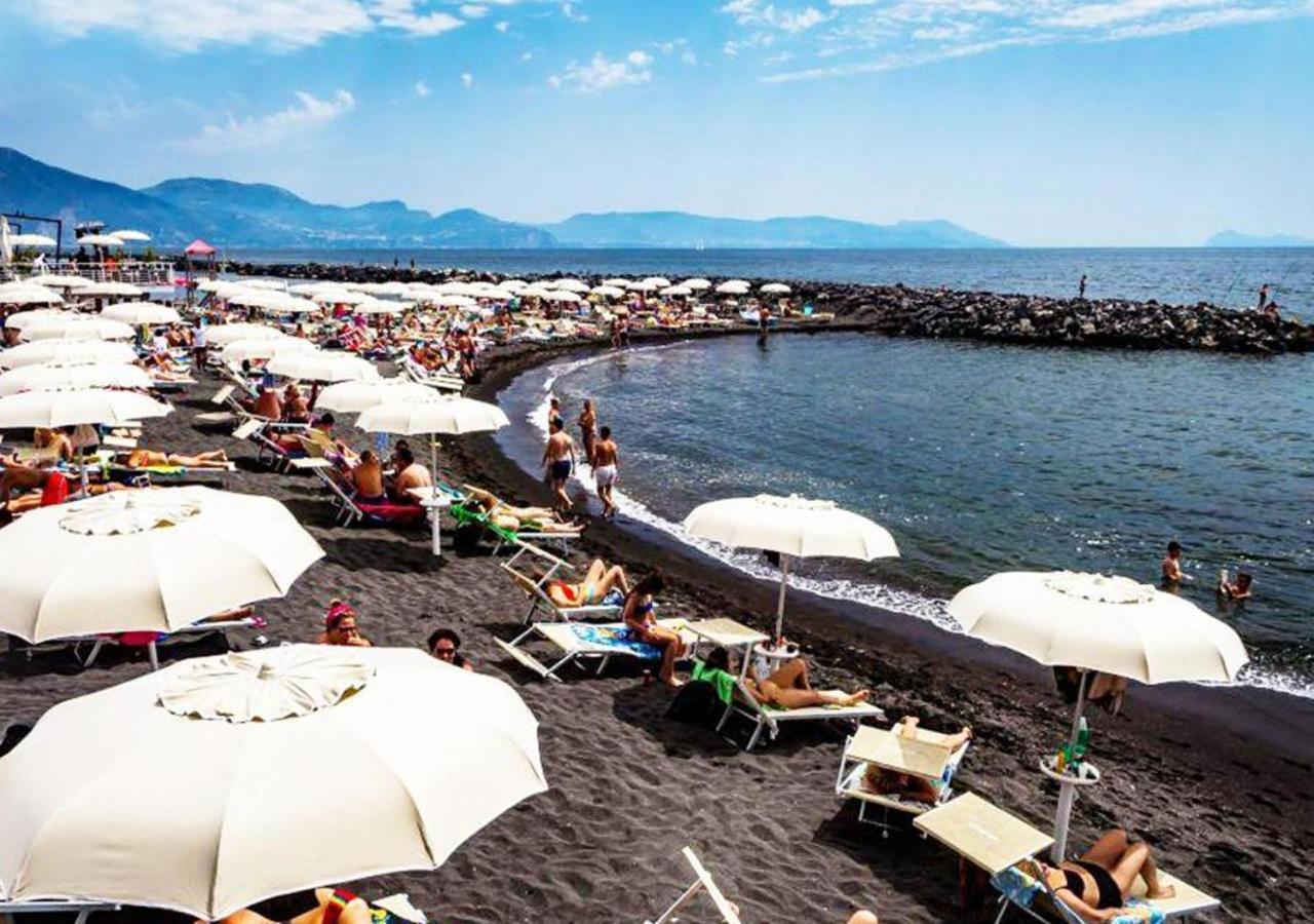 Villa Oplonti - Tra Napoli, Pompei E Sorrento Torre Annunziata Exterior foto